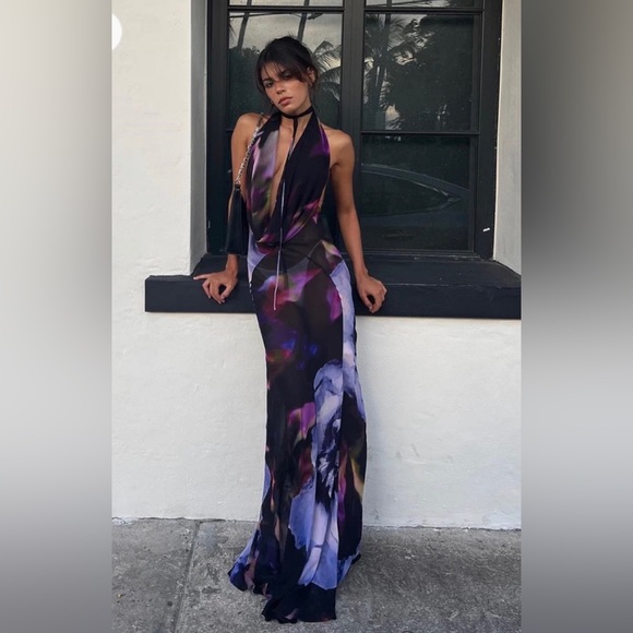 Dresses & Skirts - Purple halter dress
